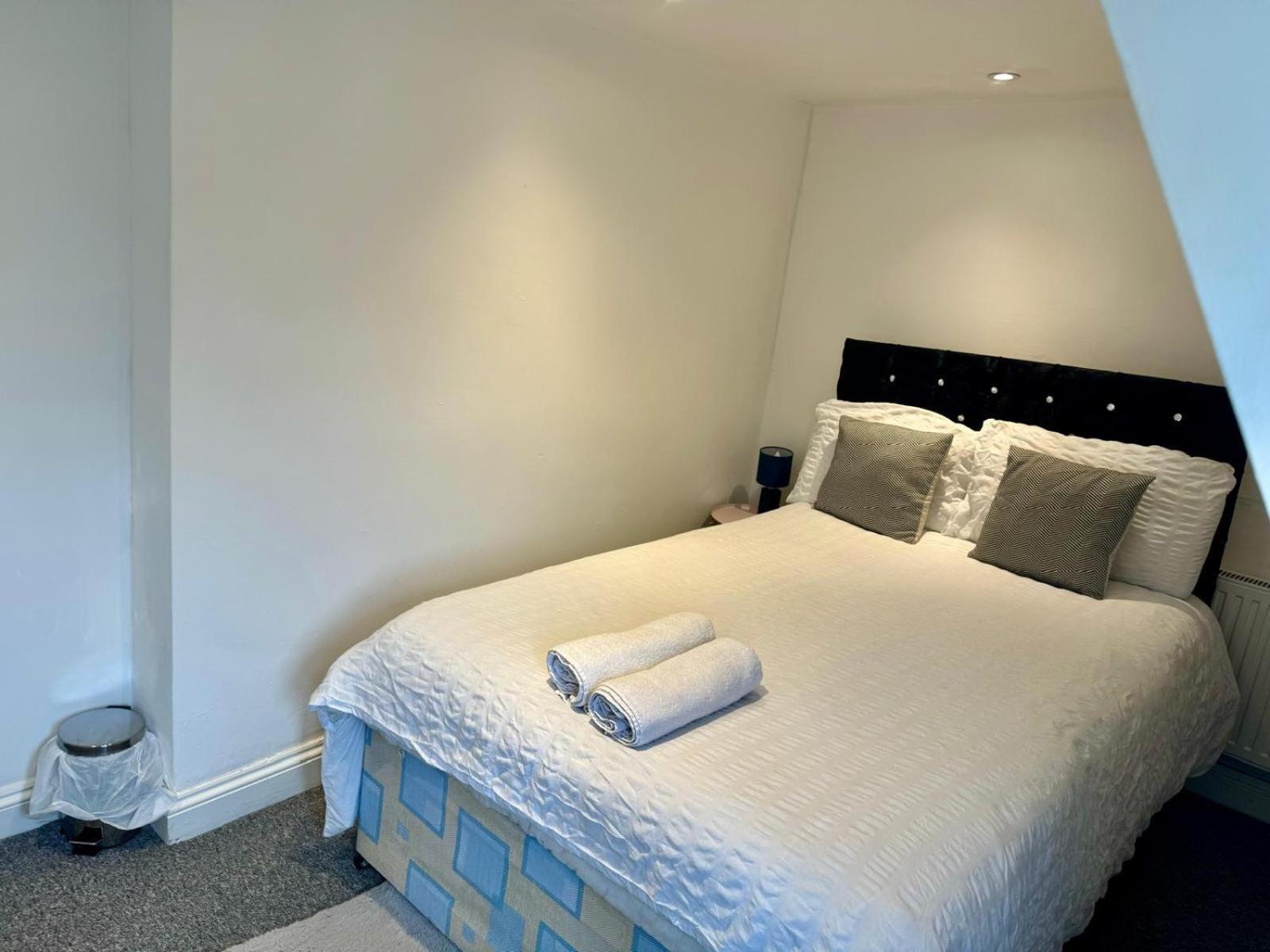 Comfortable City Centre Room ブリストル エクステリア 写真